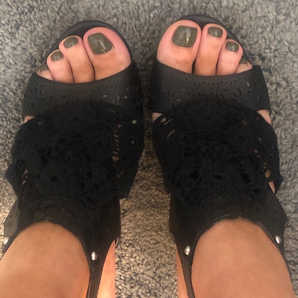 Black crochet detailed cork platform wedges